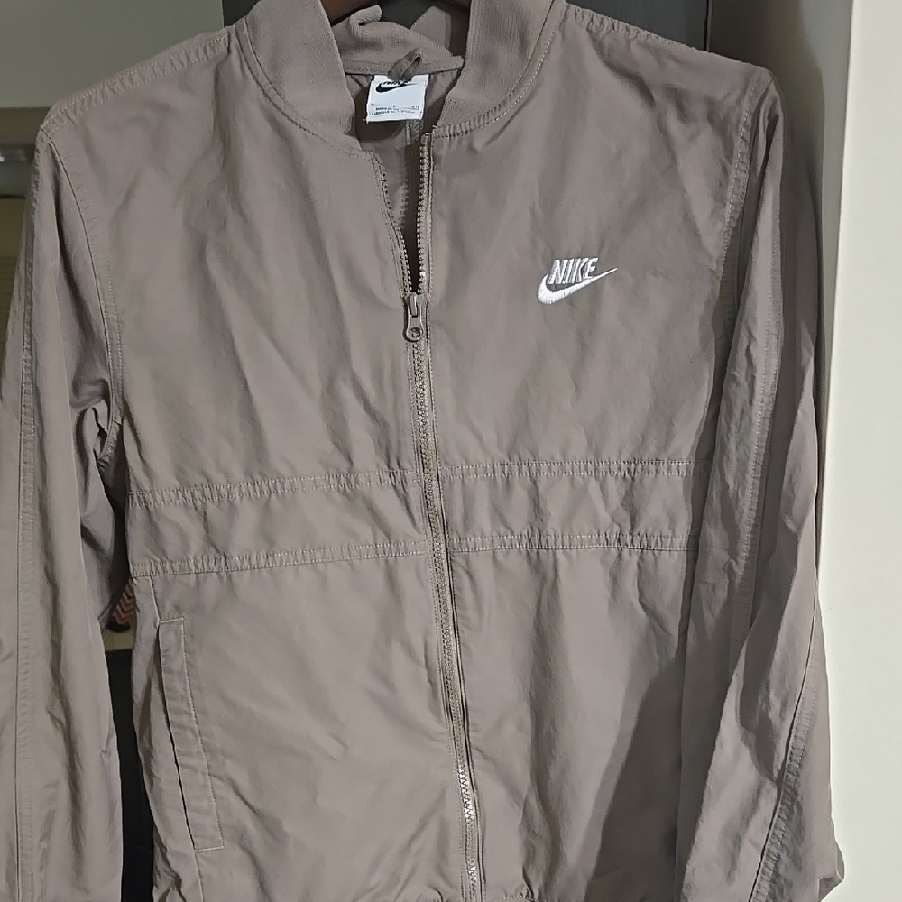 Nike Taupe Bomber Jacket with Stand-Up Collar and Full-Length Zipper